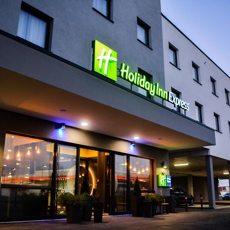 Holiday Inn Express Munich - Olching By Ihg Exterior photo