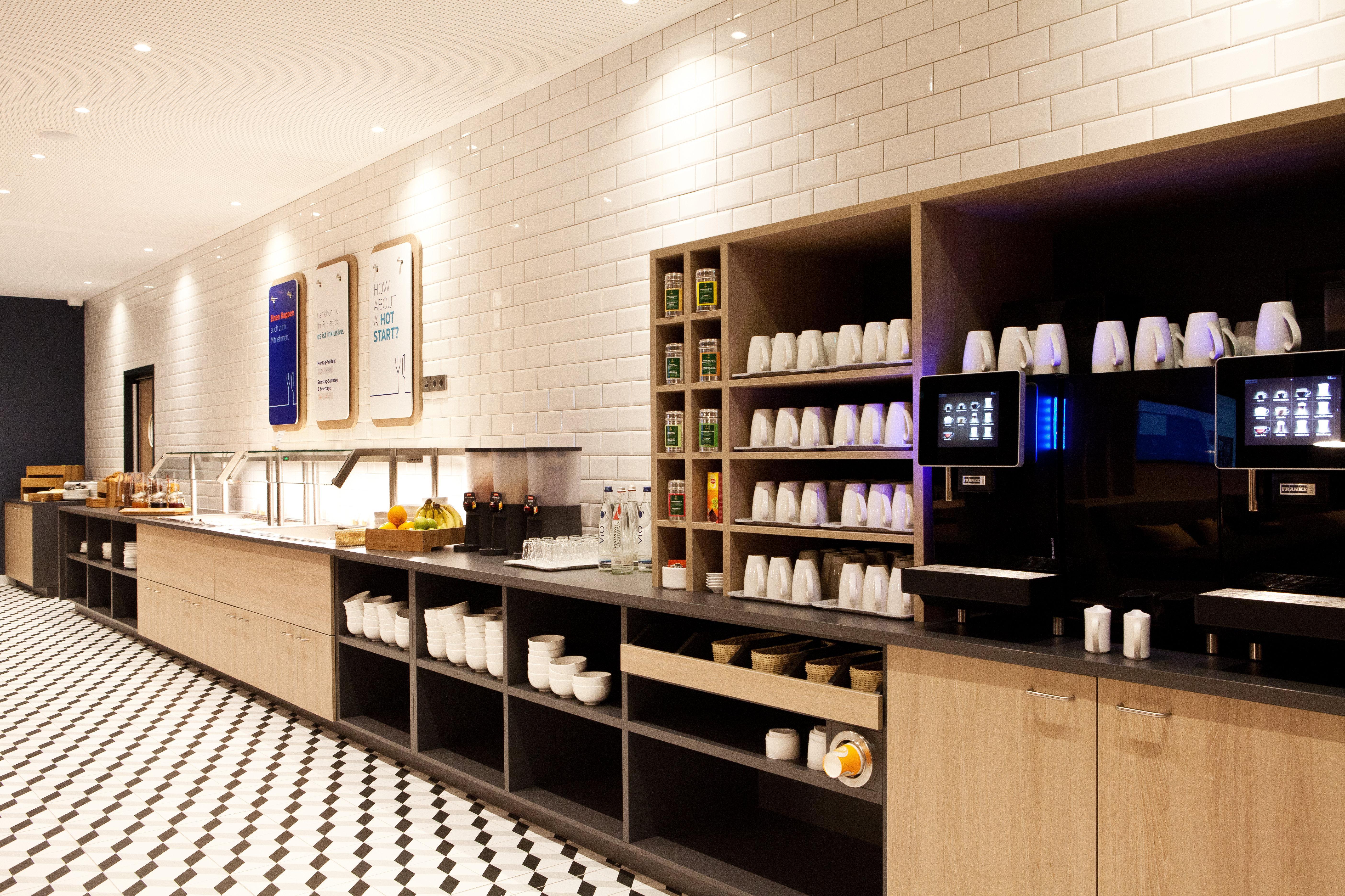 Holiday Inn Express Munich - Olching By Ihg Exterior photo