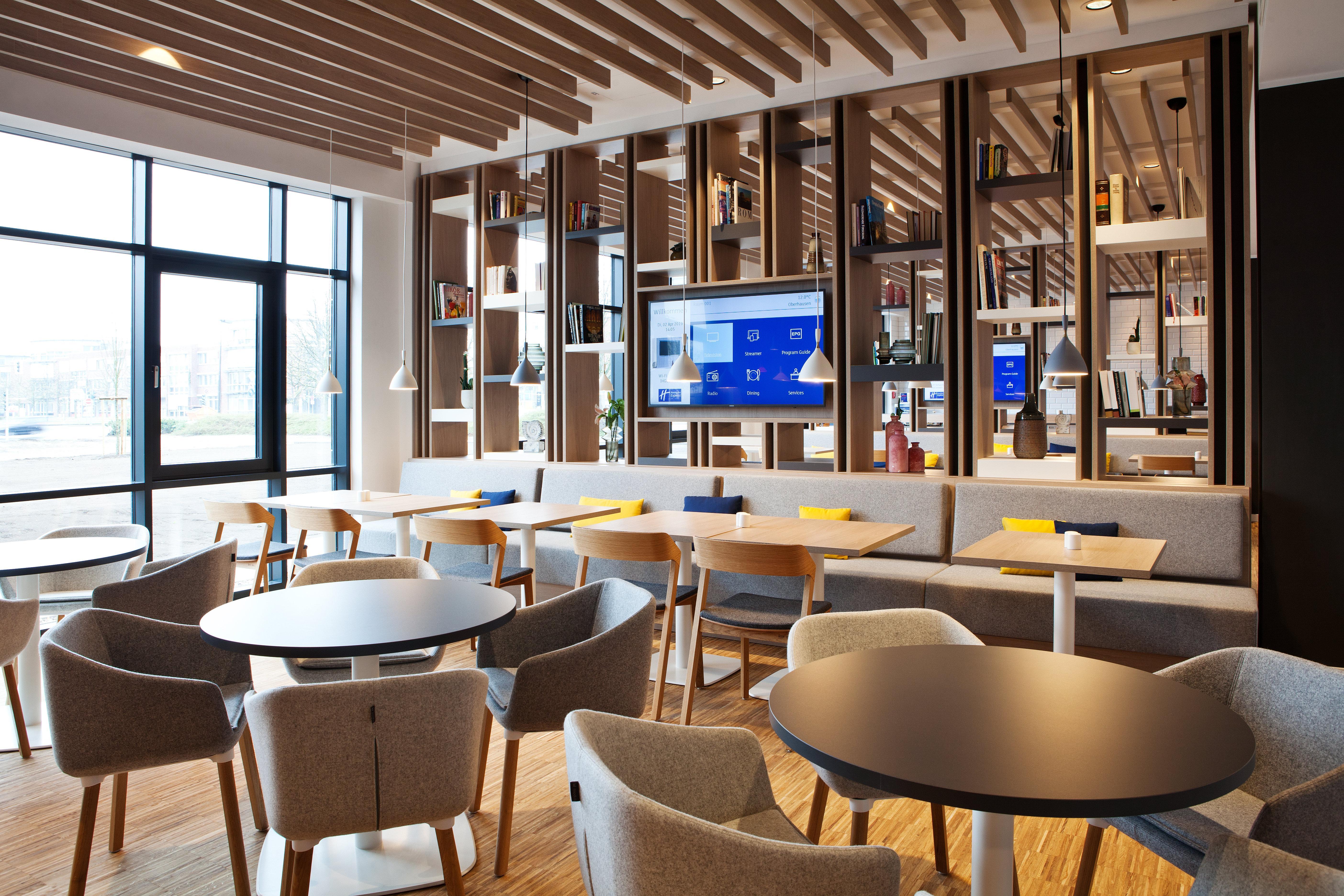 Holiday Inn Express Munich - Olching By Ihg Exterior photo