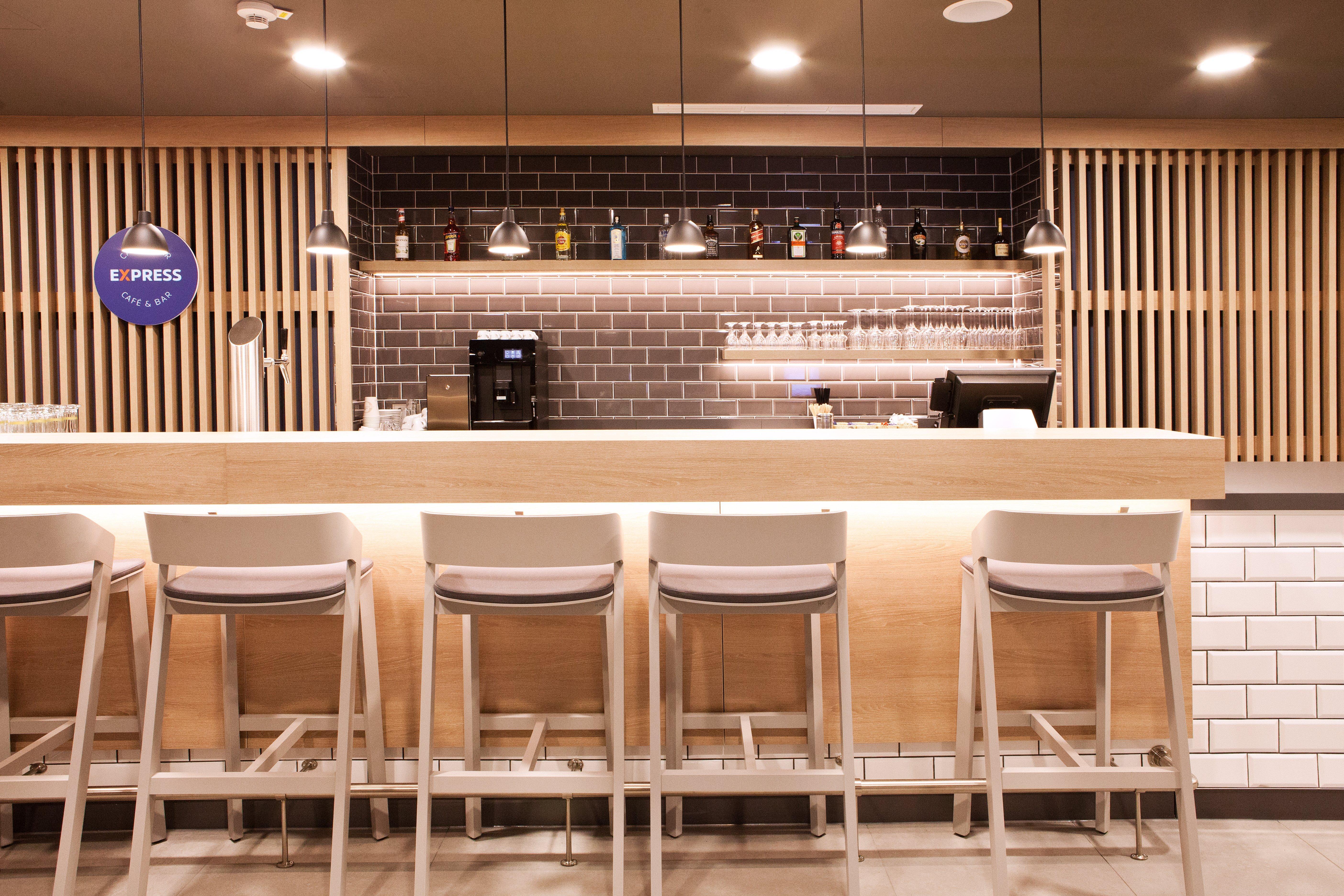 Holiday Inn Express Munich - Olching By Ihg Exterior photo