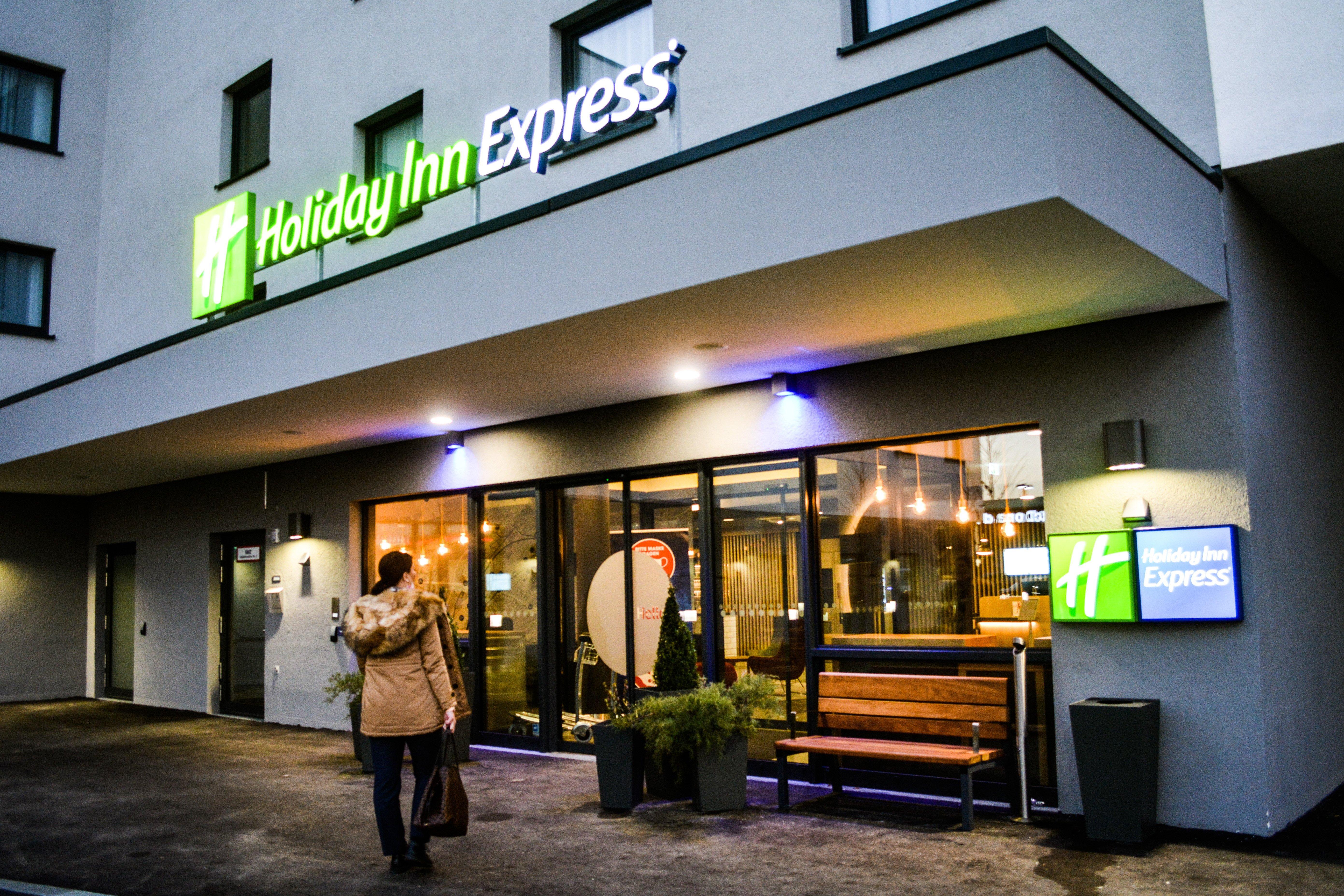 Holiday Inn Express Munich - Olching By Ihg Exterior photo